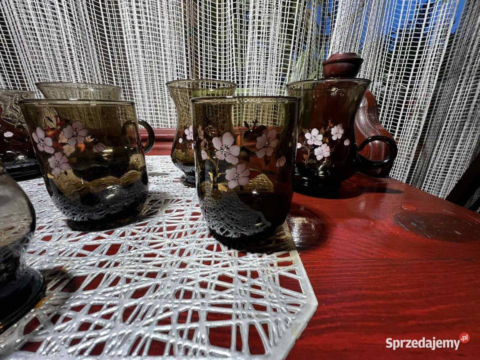 Zestaw szklaneczek sprzedam