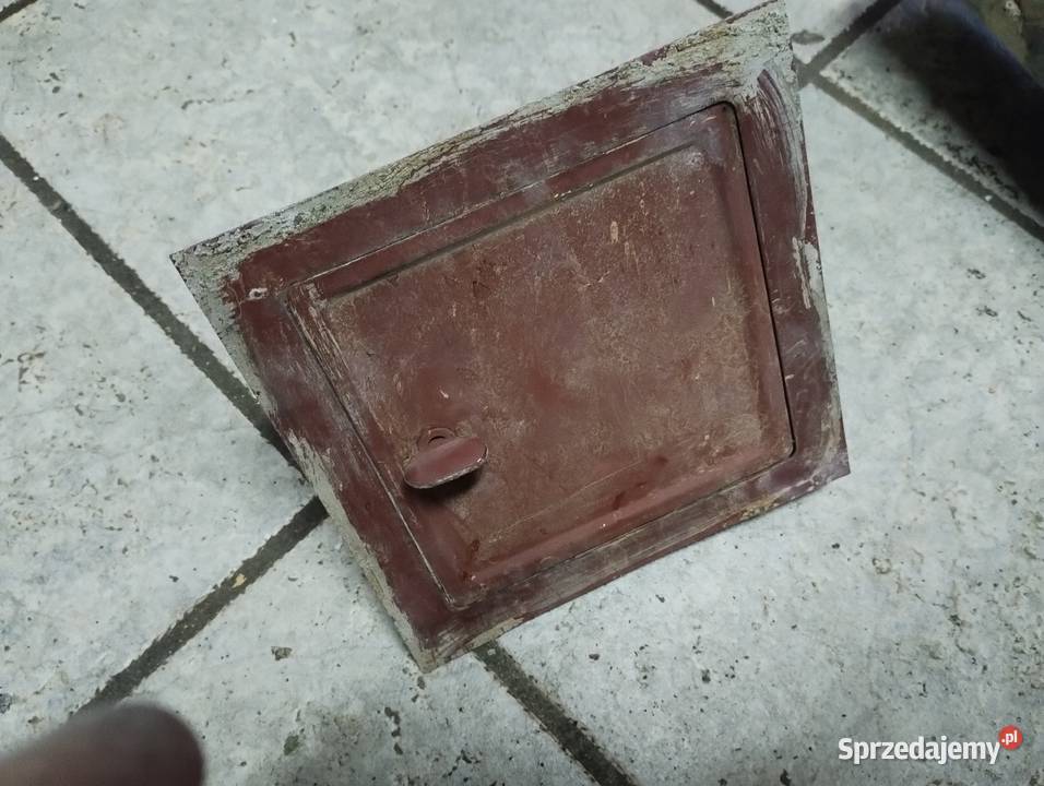 drzwiczki kominkowe żeliwne rewizyjne do kominka Piece i kominki