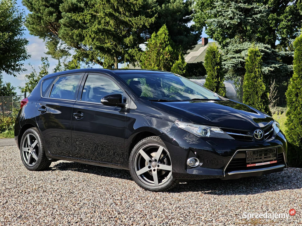 Toyota Auris II 2012 czarny