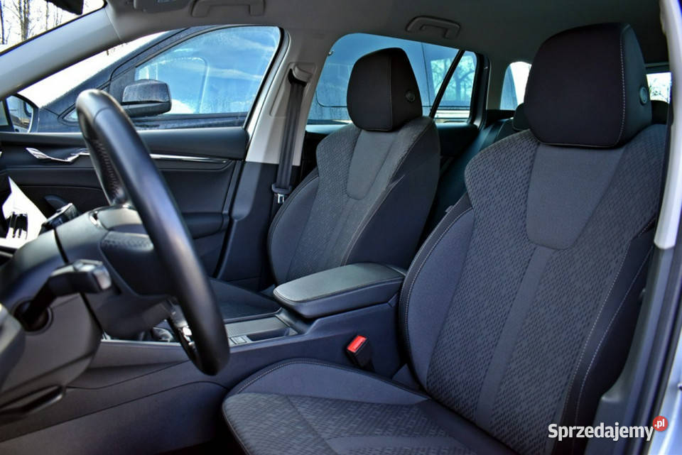 koda Octavia Bezwypadkowy Salon Polska Serwis podgrzewane fotele łódzkie Łódź