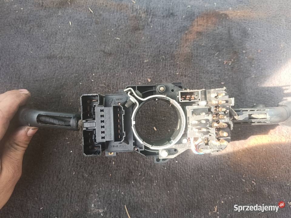 Manetka Pająk Fis Tempomat 4D0 953 513 P Audi A4 Części samochodowe Myszków