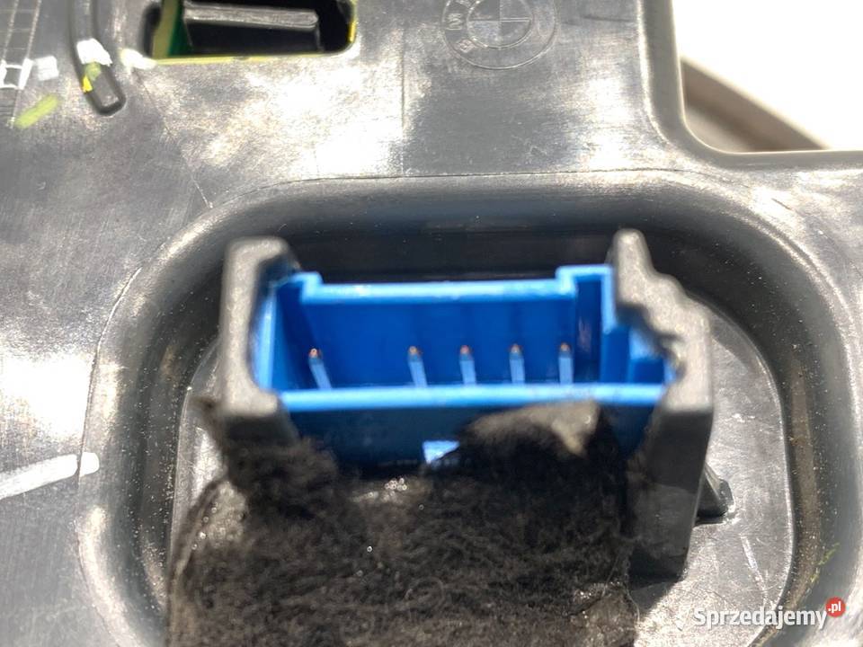 LAMPA TYŁ PRAWA WEWNĘTRZNA BMW F16 7314864 SUV sprzedam