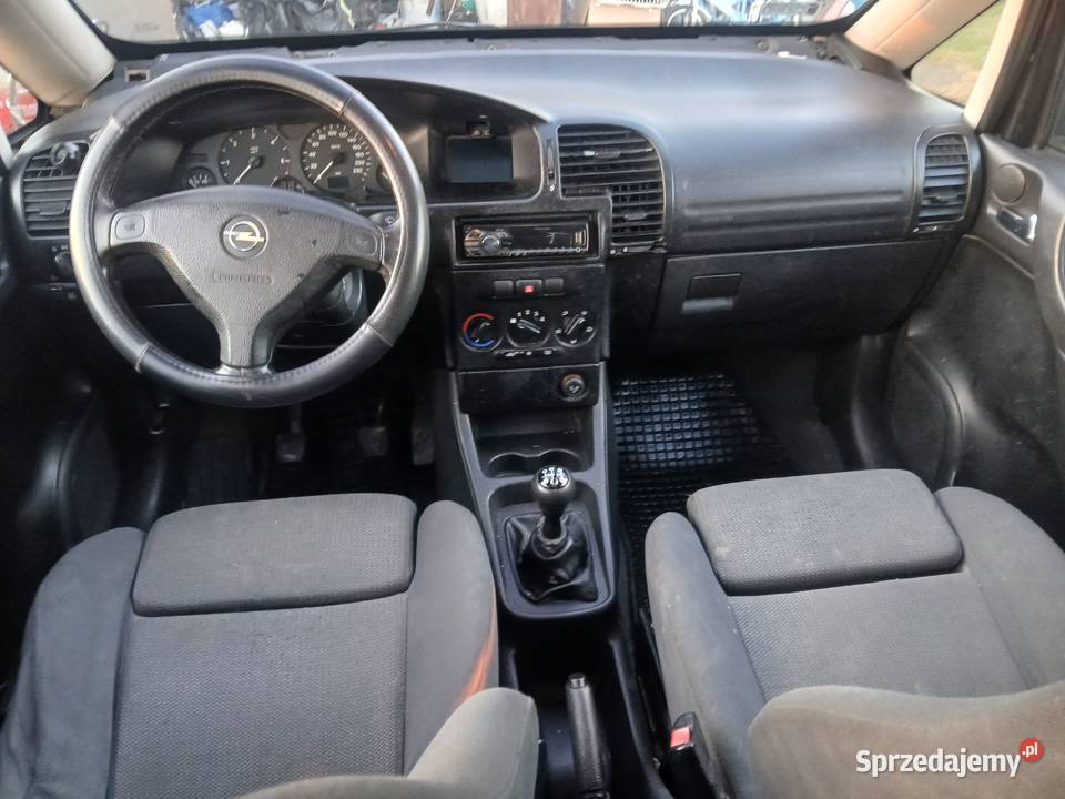 Opel Zafira z Hakiem i długimi opłatami 2002r 20