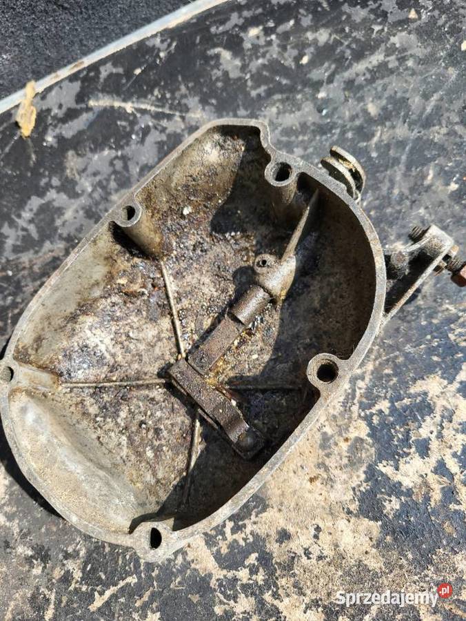 VICTORIA POKRYWA SILNIKA OSŁONA DEKIEL Pokrywy i osłony silnika Rybnik