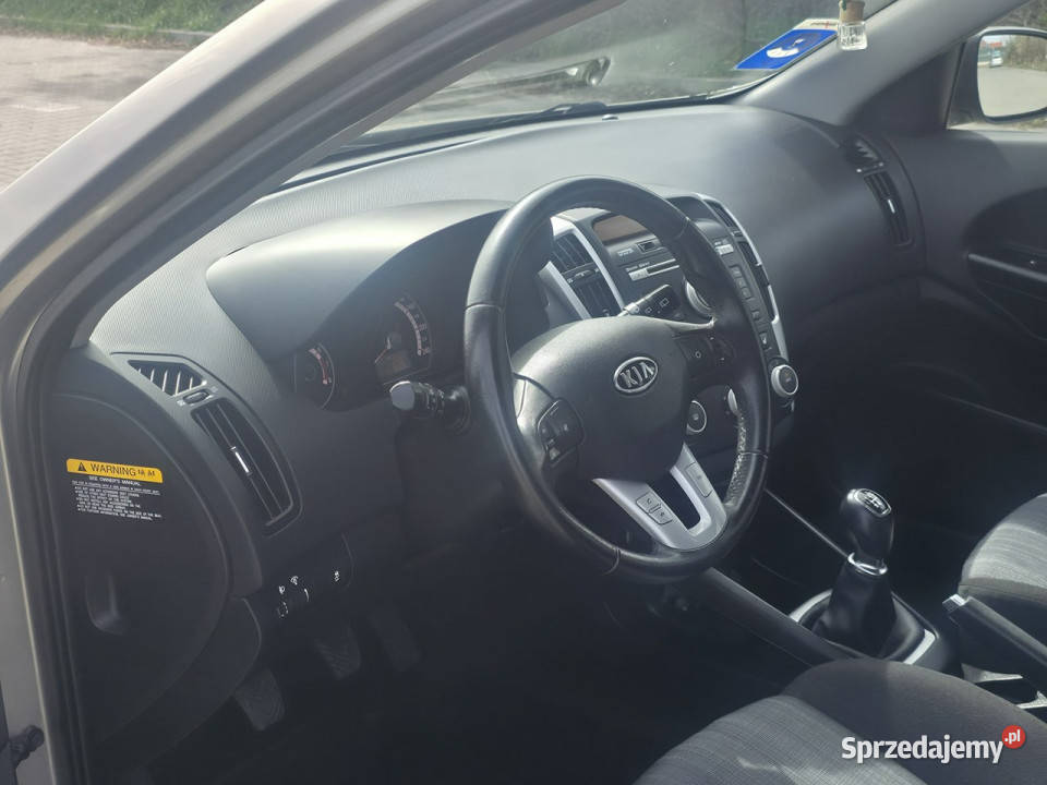 Kia Ceed 14 Benzyna Serwisowany Gwarancja Bogate ASR (kontrola trakcji) świętokrzyskie Piekoszów
