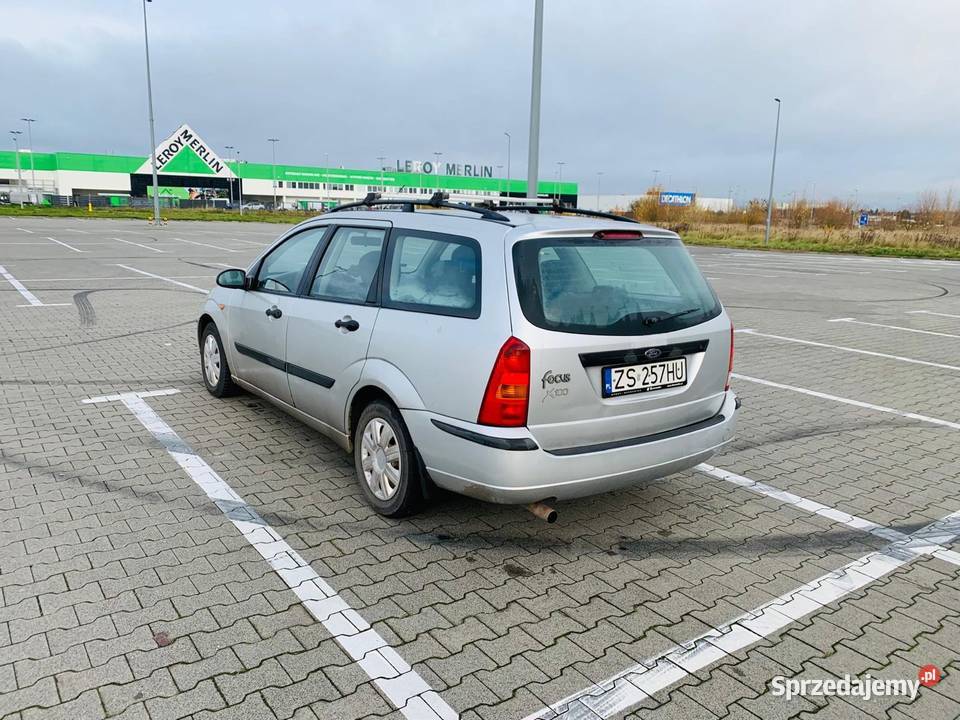 Ford focus mk1 kombi benzyna garażowany sprzedam