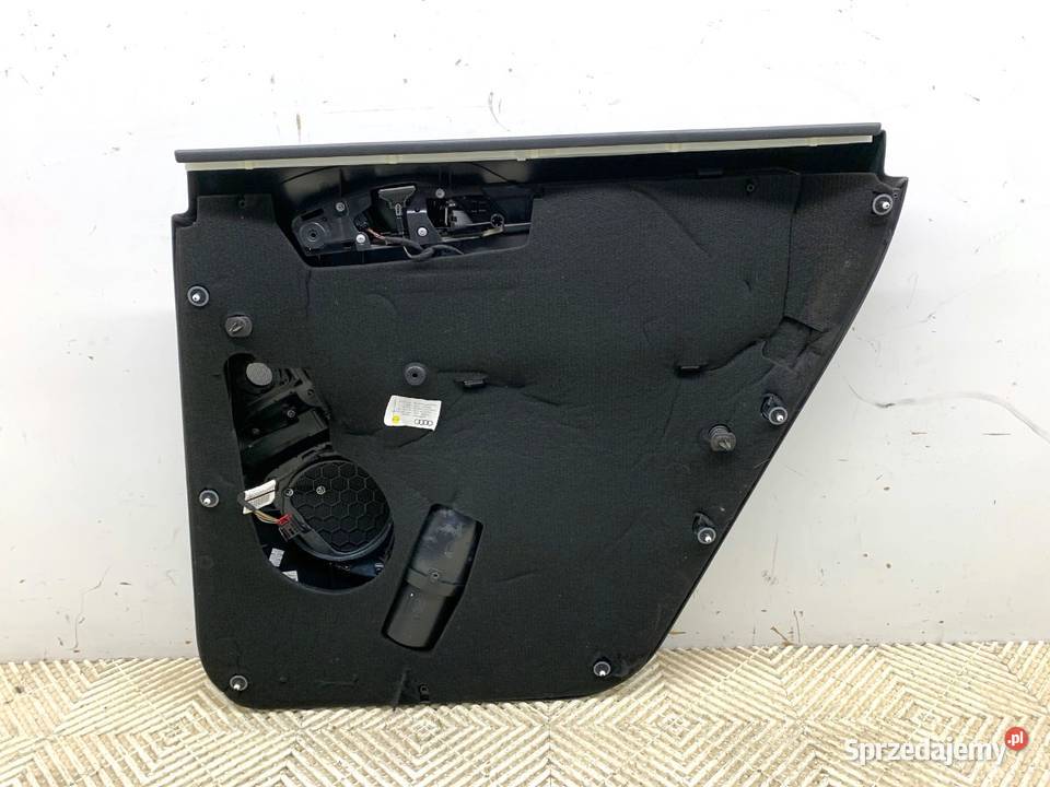 BOCZEK DRZWI LEWY TYŁ AUDI Q7 4L Hatchback 0616 osobowe