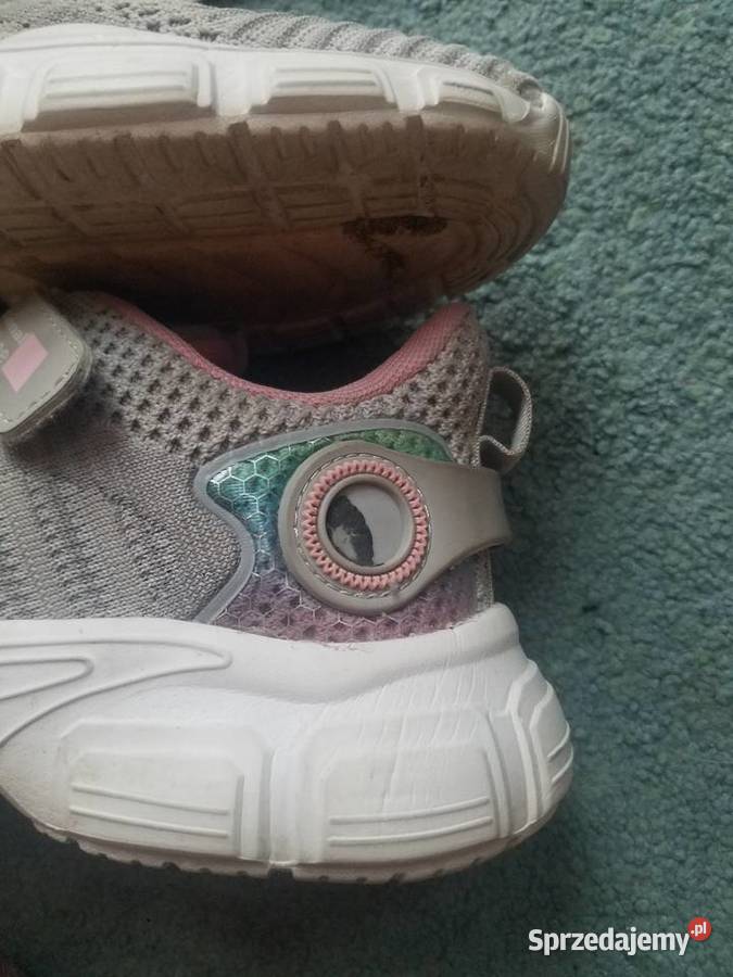 Buty sportowe Kłobuck