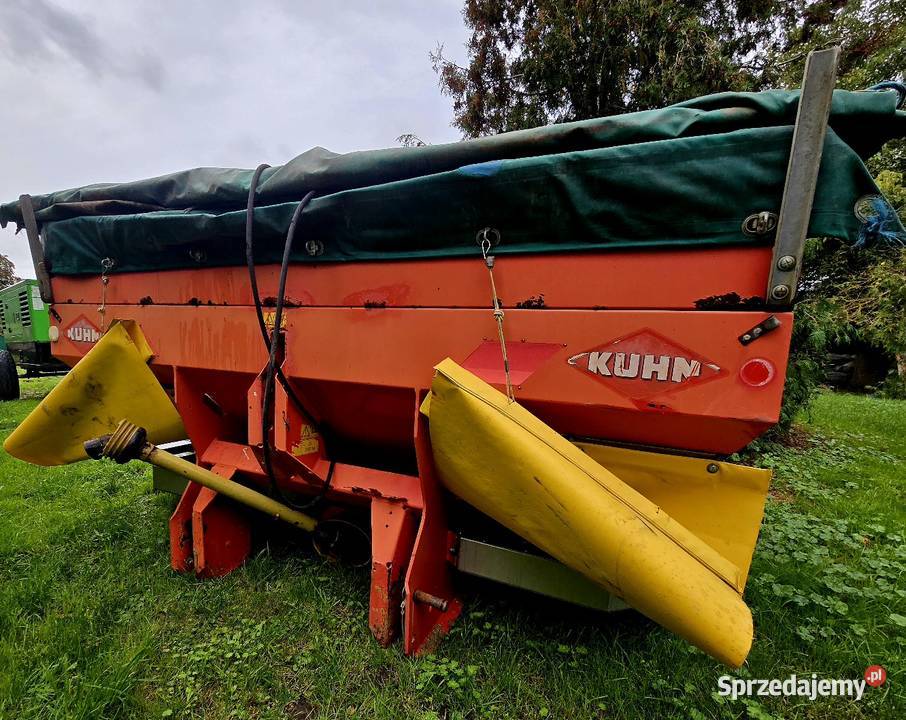 Rozsiewacz nawozu Kuhn MDS 1131 24M Przewłoki