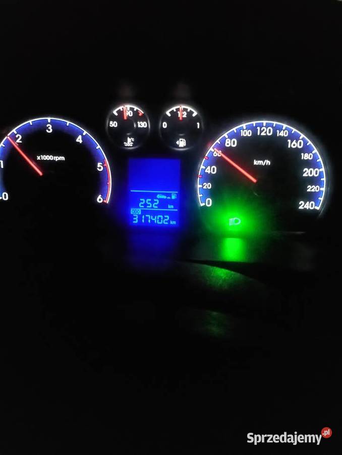 Hyundai i30 manualna sprzedam