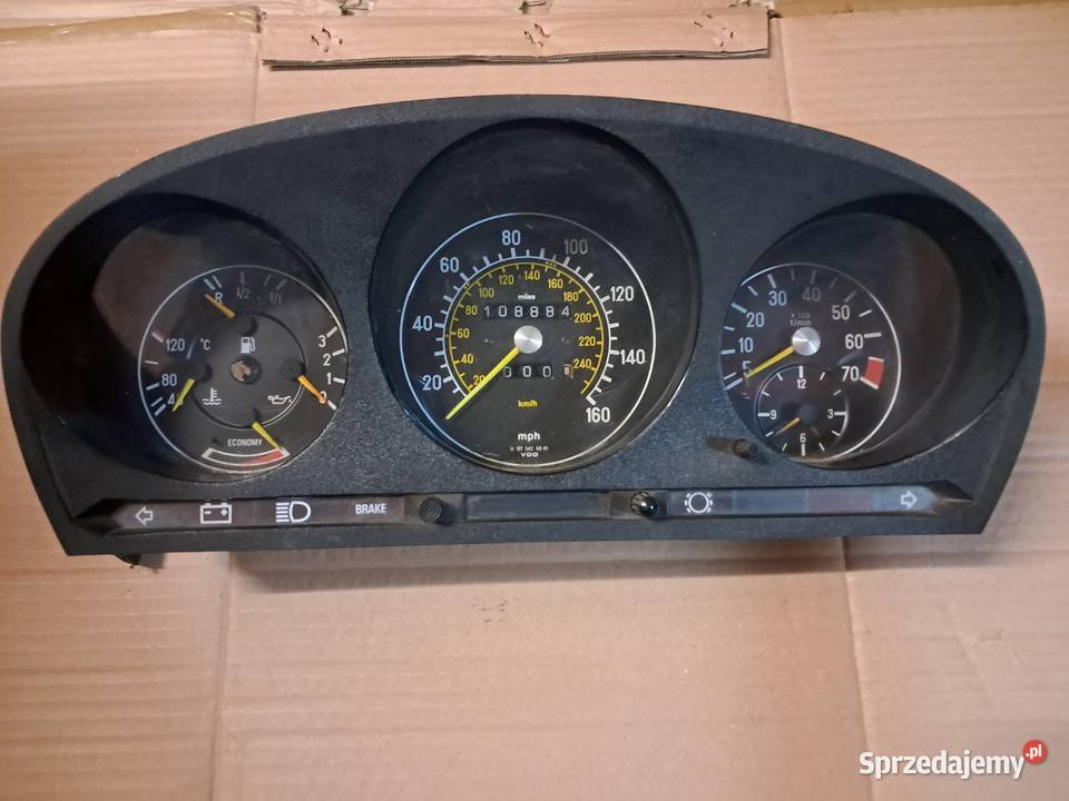 LICZNIK MERCEDES 107 SL 560 1075426801 Cieszyn