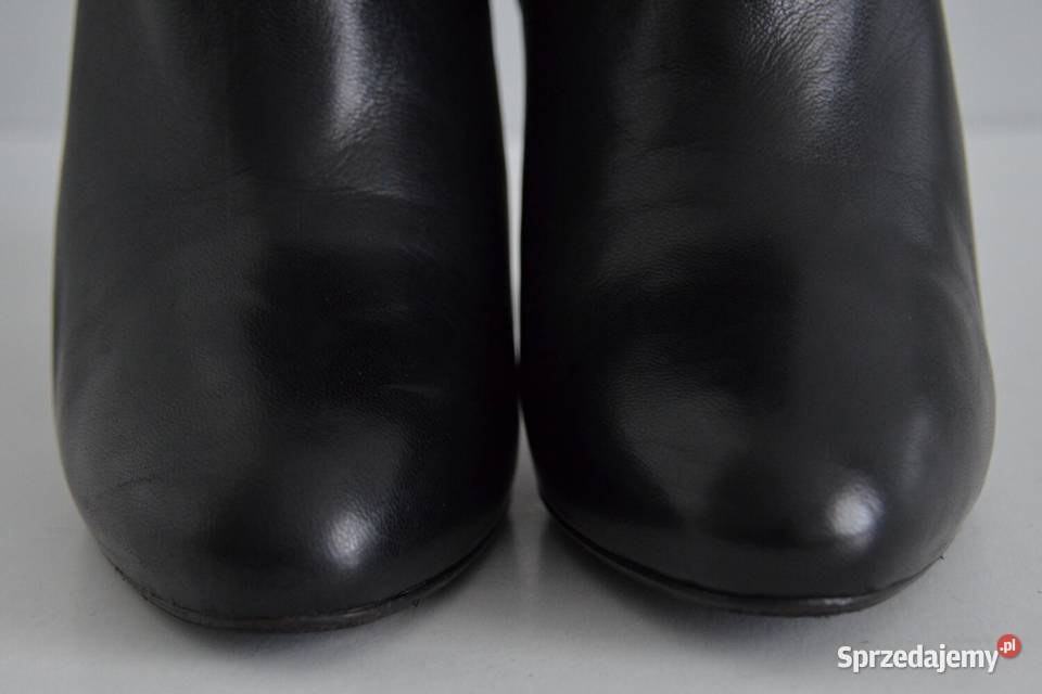 NIEPRZYZWOICIE SKROMNE kozaki The Seller na Białystok