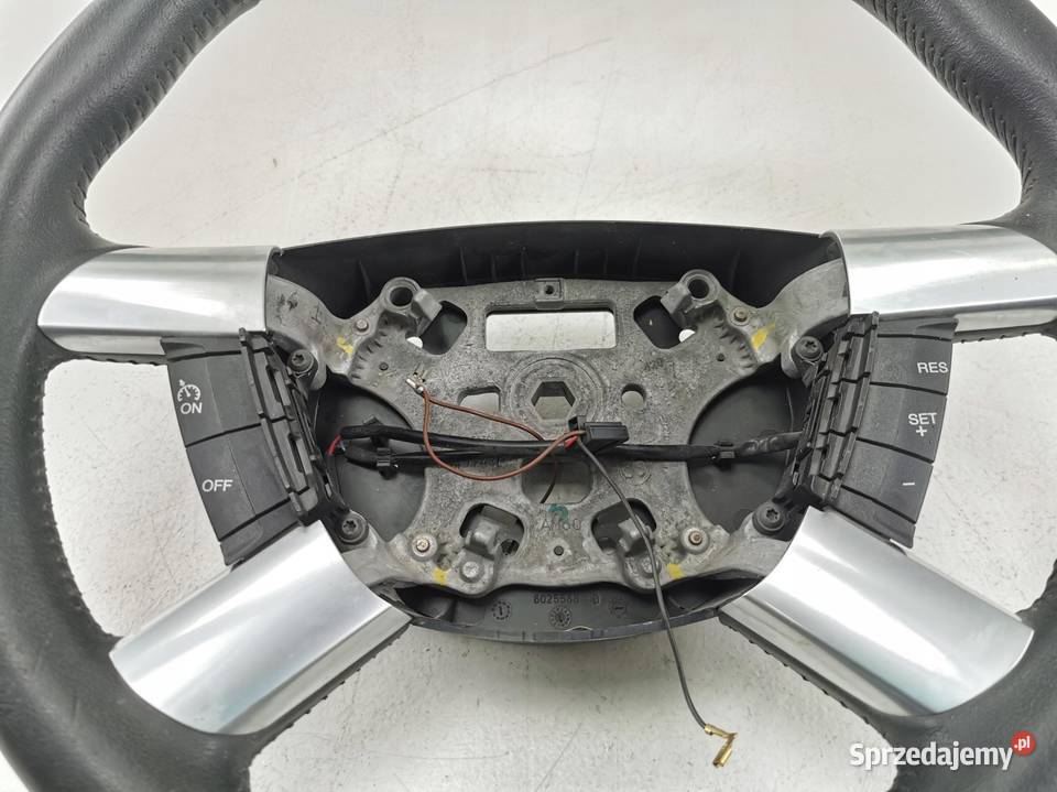 KIEROWNICA MULTIFUNKCYJNA FORD KUGA MK1 C sprzedam