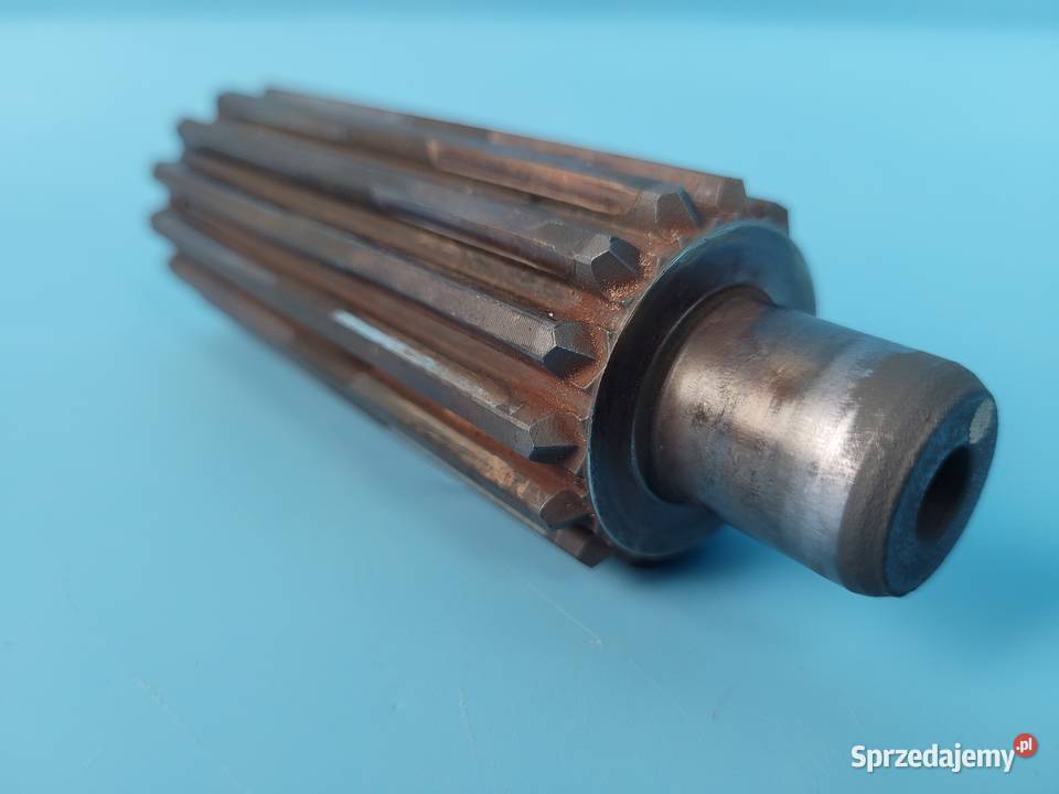 CASE IH PUMA 145 12r WAŁEK PRZEGUBOWY 120mm