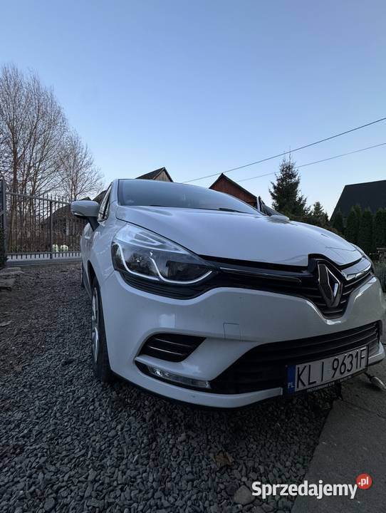 Renault ClioIV z 2018 roku z silnikiem 09 76KM Zamieście sprzedam