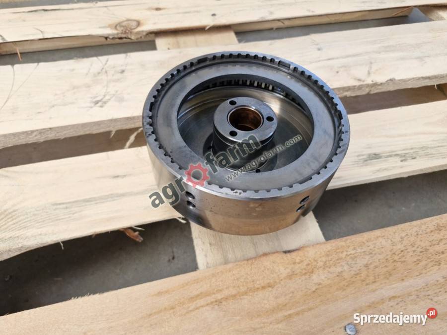 Obudowa kosza skrzyni biegów Ford 8340 Byków