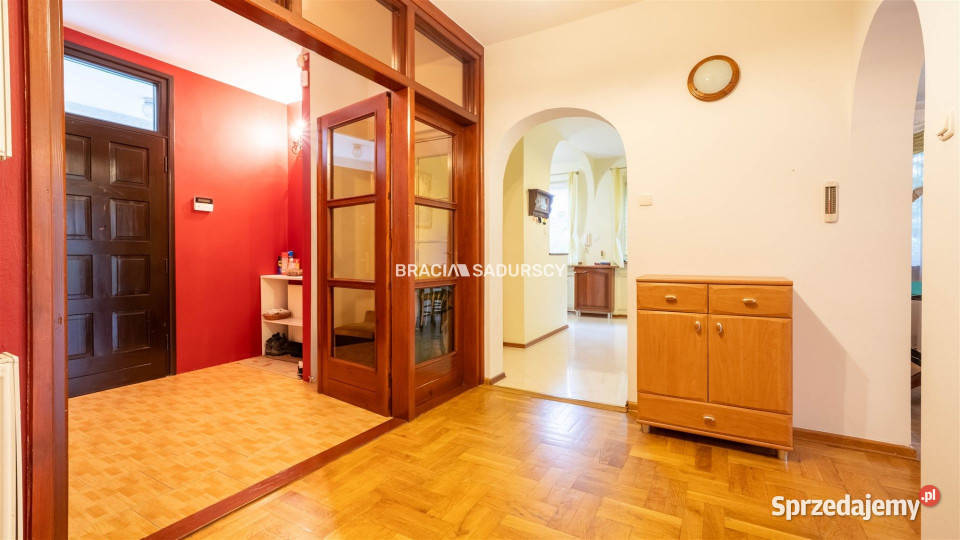 Dom wolnostojący 394m2 Kraków Chałubińskiego 394m2