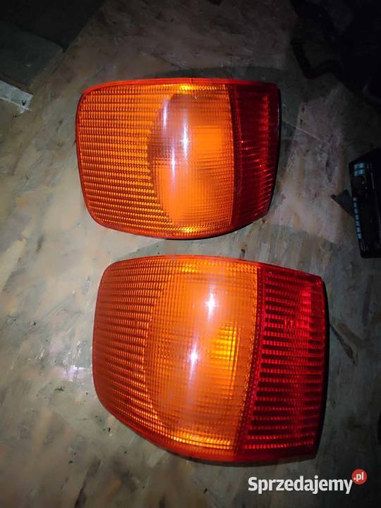 lampy tył w błotnik audi 100 c4 sedan osobowe Kotomierz