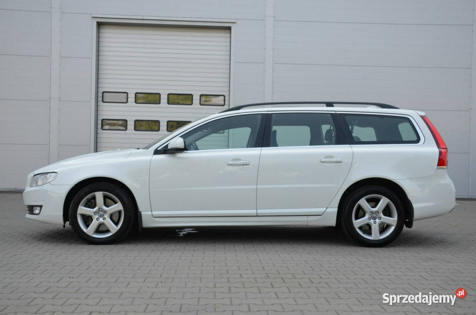 Volvo V70 Białe Zarejestrowane 24D5 185 AWD Lift Rok produkcji 2016 Motoryzacja Kutno