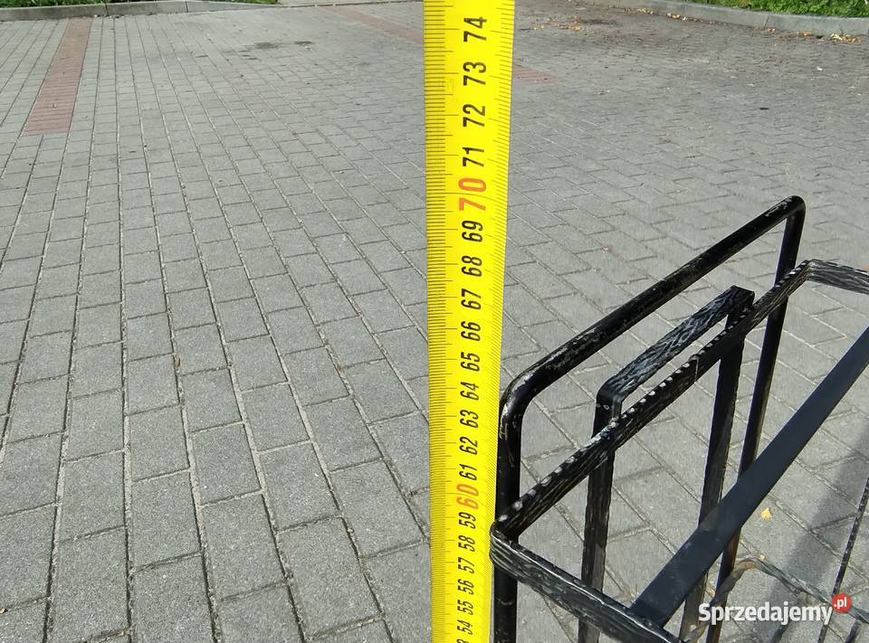 Stary metalowy barek na kólkach metaloplastyka Gdynia sprzedam
