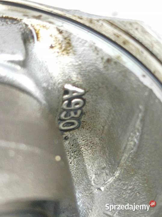 TŁOK KORBOWÓD 73502643 3004U 13 CDTI Opel Combo Blok silnika sprzedam