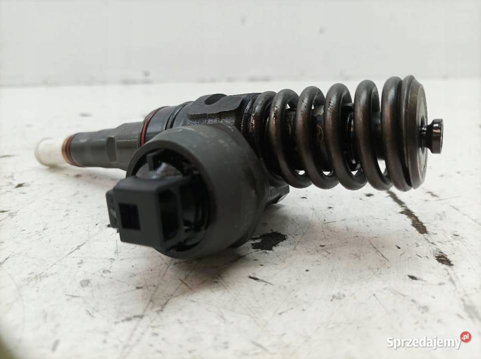 POMPOWTRYSKIWACZ 038130073AR 19 TDI VW świętokrzyskie