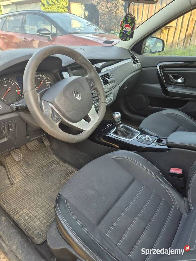 Renault Laguna 20 DCI Bose Edition 130 srebrny Radom