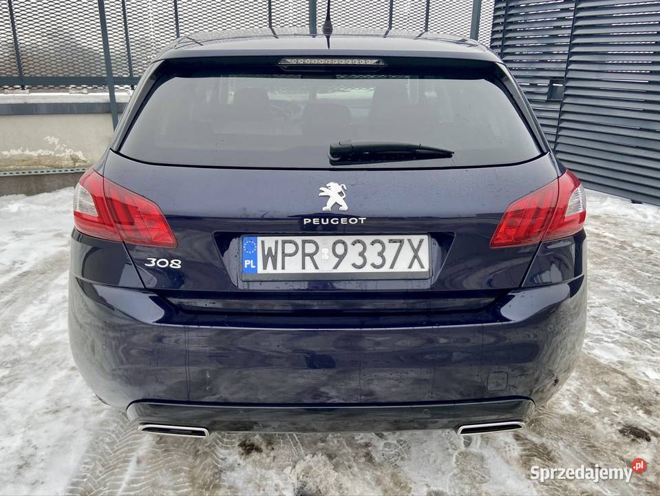 Peugeot 308 t9 jasny środek dobrze utrzymany wielofunkcyjna kierownica