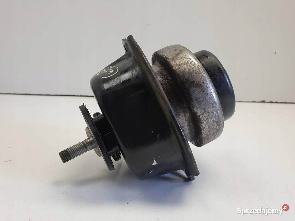 BMW X6 E71 30 D PODUSZKA SILNIKA P678441602 Rudka sprzedam