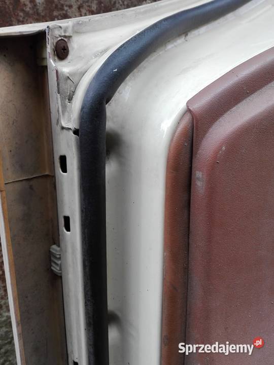 Mercedes W124 drzwi tył prawe lewe kombi 124 części blacharskie Karoseria