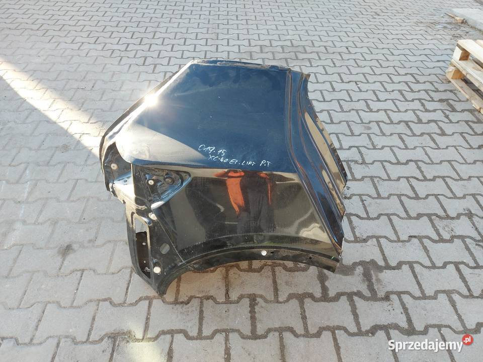 Volvo XC40 Lift EL Błotnik ćwiartka tył prawy