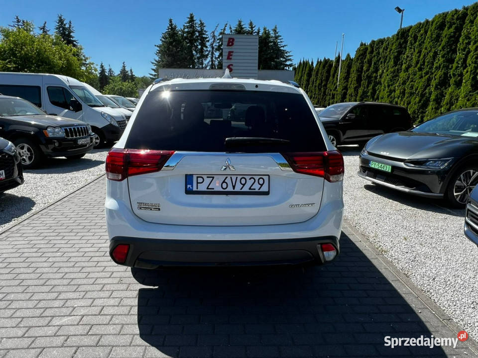 Mitsubishi Outlander 7 osobowy KeyLess kurtyny powietrzne Baranowo sprzedam