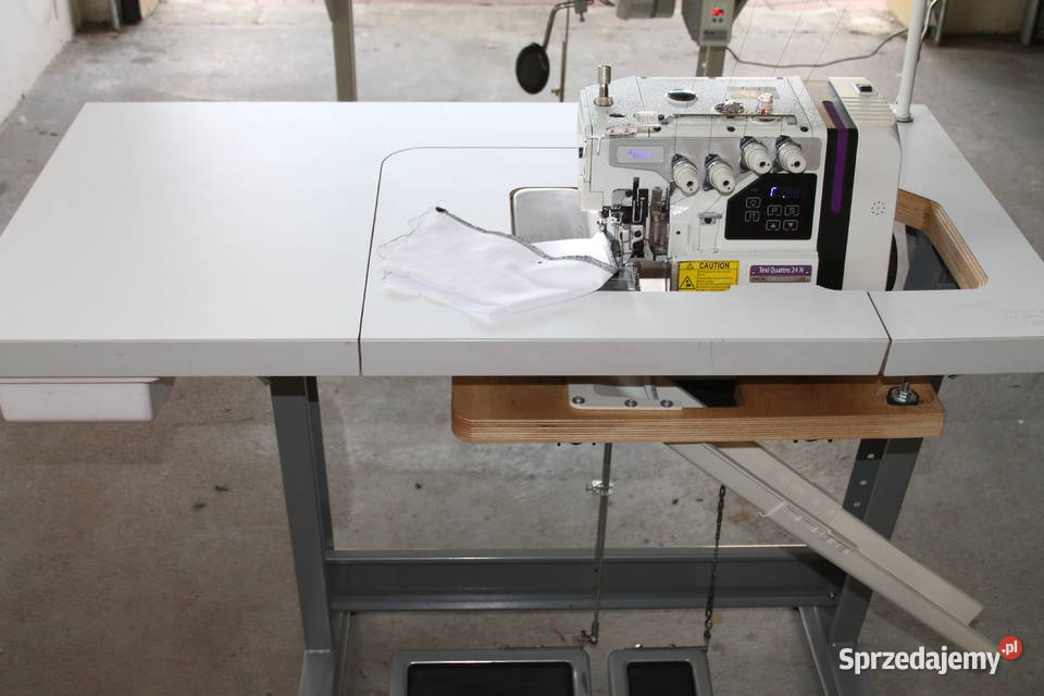 Maszyna do szycia Overlock Texi Quattro 24 N Maszewo