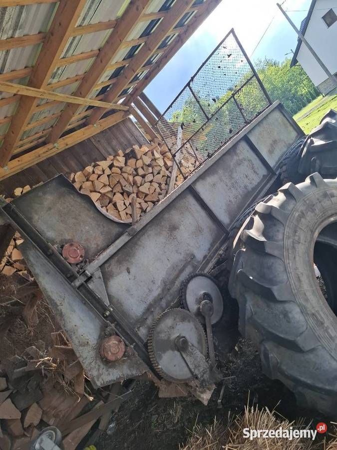Rozrzutnik 25t warfarma z hamulcem na powietrze małopolskie Gródek