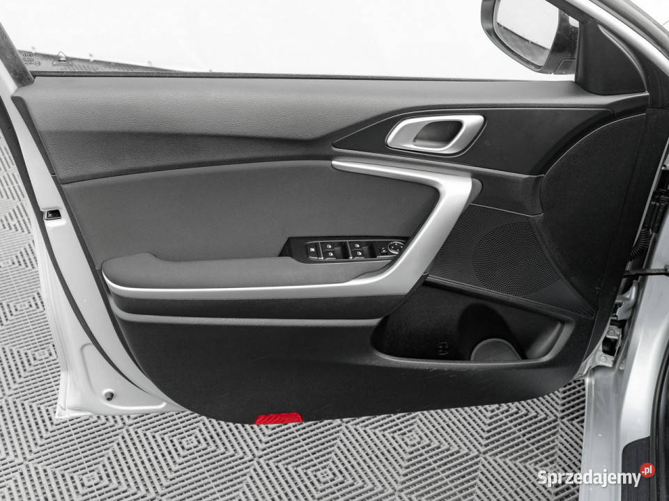 Kia Ceed DW7HN4016 CRDi S Czpark Bluetooth isofix Pępowo sprzedam