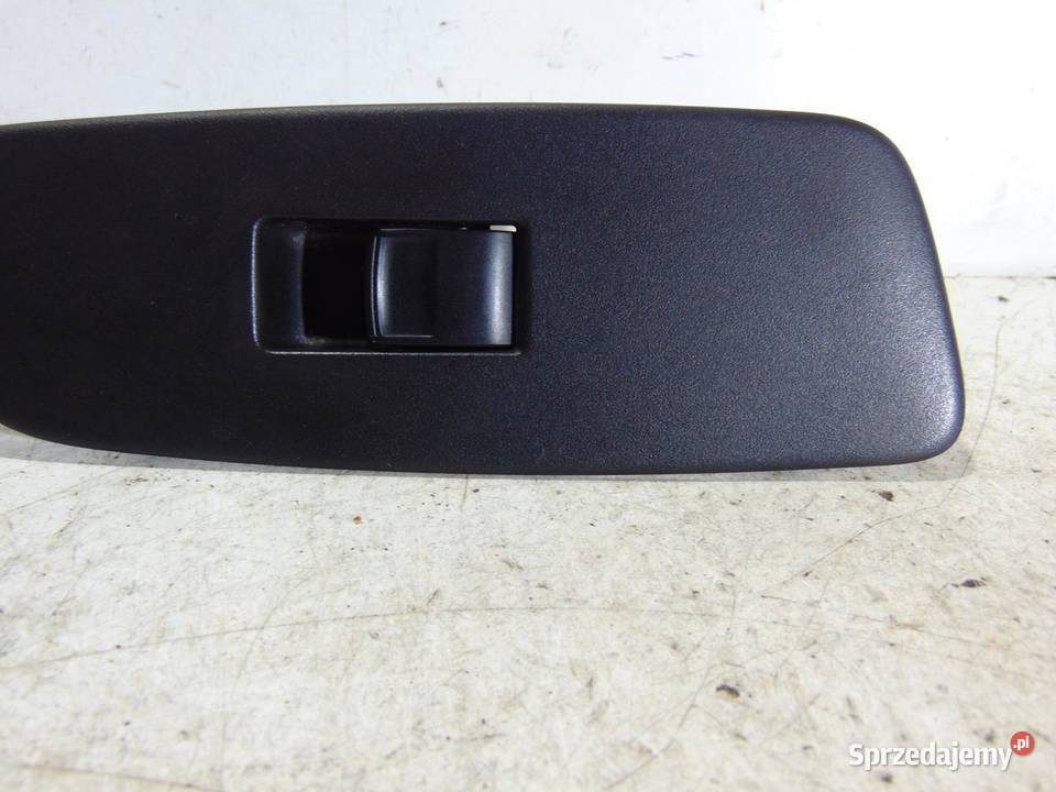 PANEL PRZYCISK SZYBY PRAWY PRZÓD 5 PIN TOYOTA
