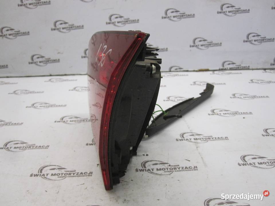 GOLF VI 12r lampa prawa tył w klapie 18106202 Kielce