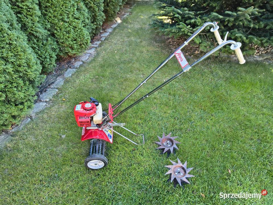 Glebogryzarka opielacz aerator spalinowy Mantis Chojnów