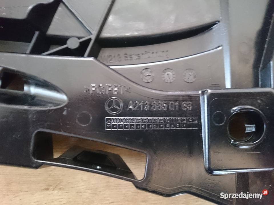 Ślizg zderzaka tył lewy MERCEDES W213 Przystajń