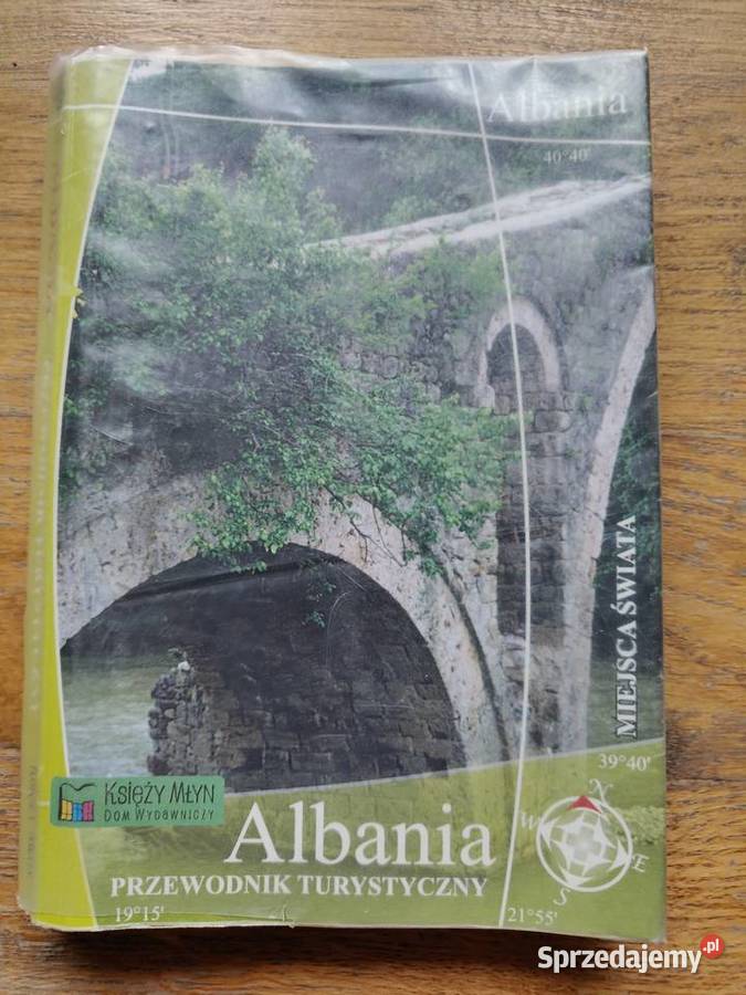 Albania Tibor Dienes przewodnik turystyczny Mapy i przewodniki Mapy i przewodniki