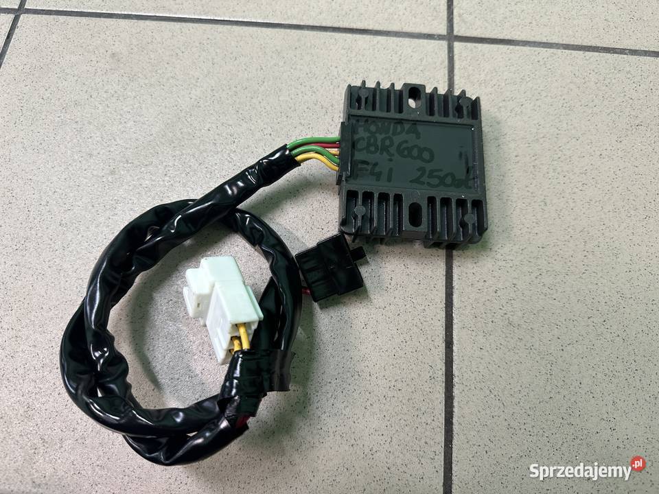 Regulator napięcia Honda CBR 600 F4i Brzeszcze sprzedam
