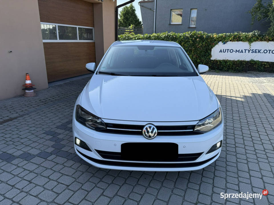 Volkswagen Polo 10 75 Rej012018 Klimatyzacja światła przeciwmgielne Orzech