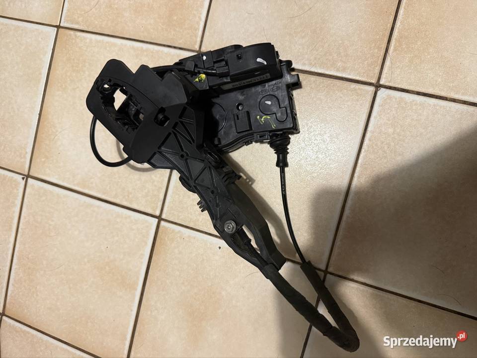 HYUNDAI IX20 ZAMEK DRZWI LEWY TYŁ 4 PIN EUROPA Warszawa sprzedam