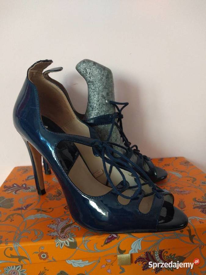 szpilki ZARA Basic Collection ciemny Radom
