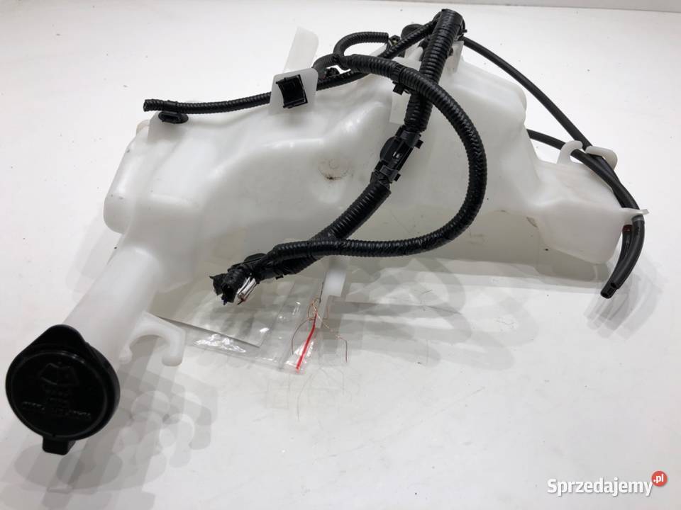 ZBIORNIK SPRYSKIWACZY LEXUS LBX Crossover 15 136 osobowe