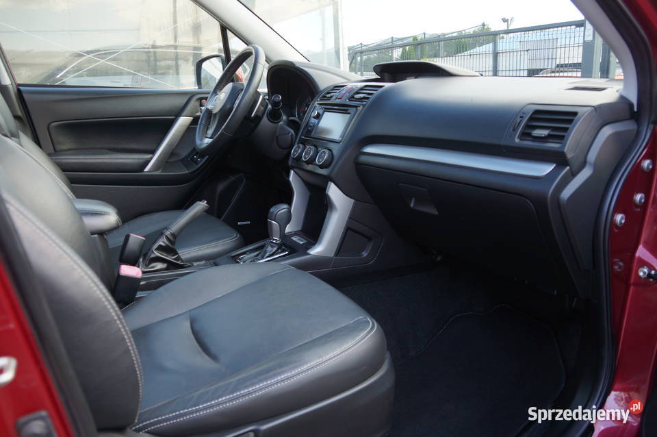Subaru Forester XT 20 Benzyna 240 4x4 Navi VAT marża małopolskie Nowy Sącz