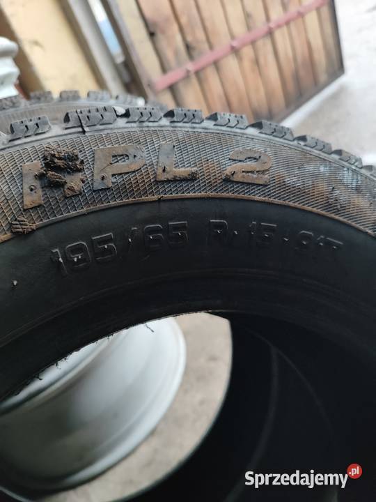 Opony zimowe Equipe 15 19565R15 2 śląskie Żywiec sprzedam