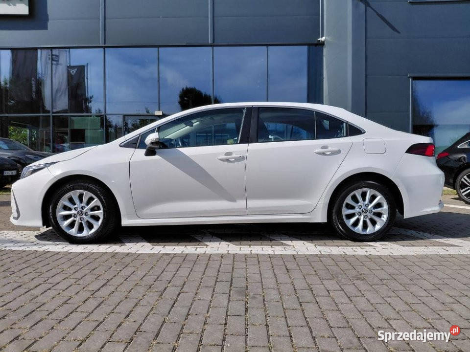 Toyota Corolla 2022r FV23 SALON KAMCOFANIA AAAC małopolskie Kraków sprzedam