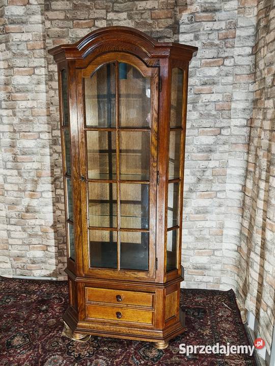 Dębowa witryna przeszklona Sandomierz
