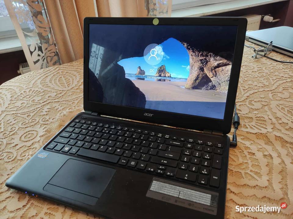 laptop acer aspire E1570